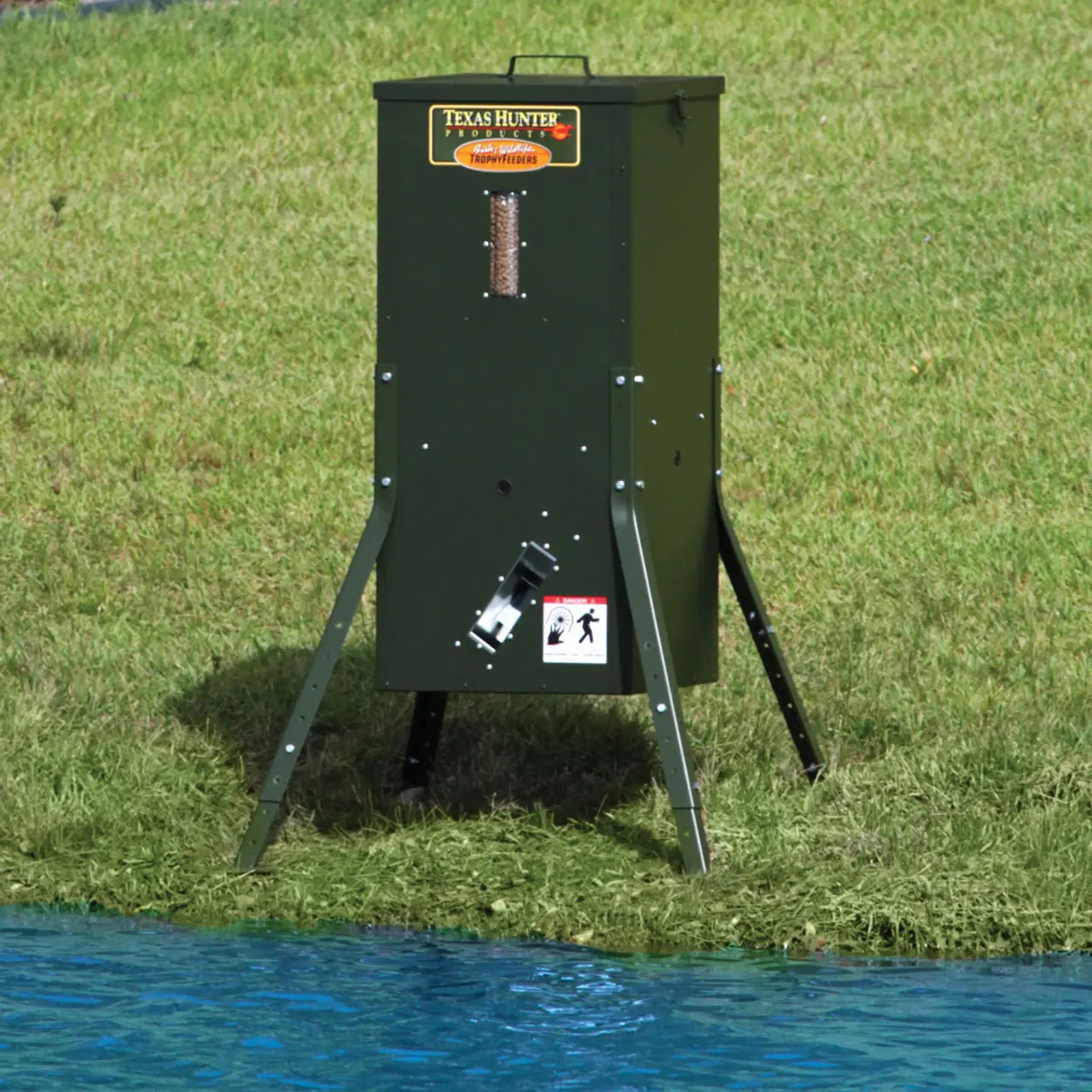 Texas Hunter Feeder with shoreline legs